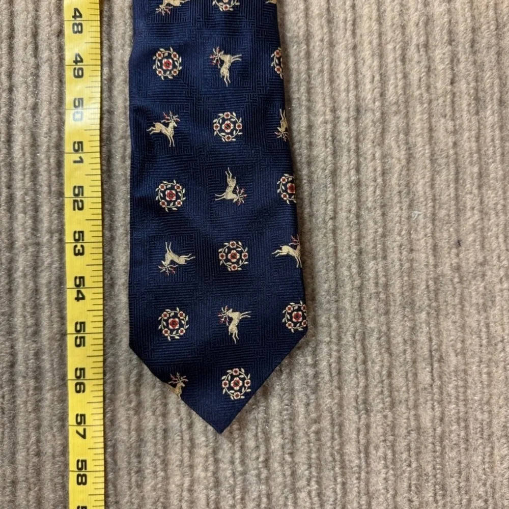 Banana Republic Mens Silk Tie Navy Blue Gold Stag Reindeer Floral Made in Italy